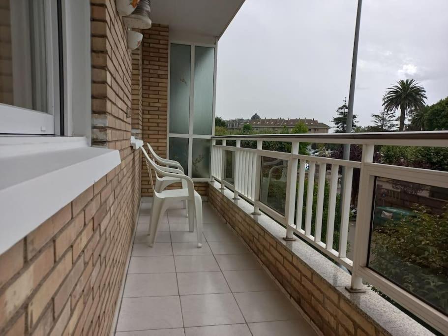 Apartamento En Santander Soleado Y Con Terraza. Buitenkant foto